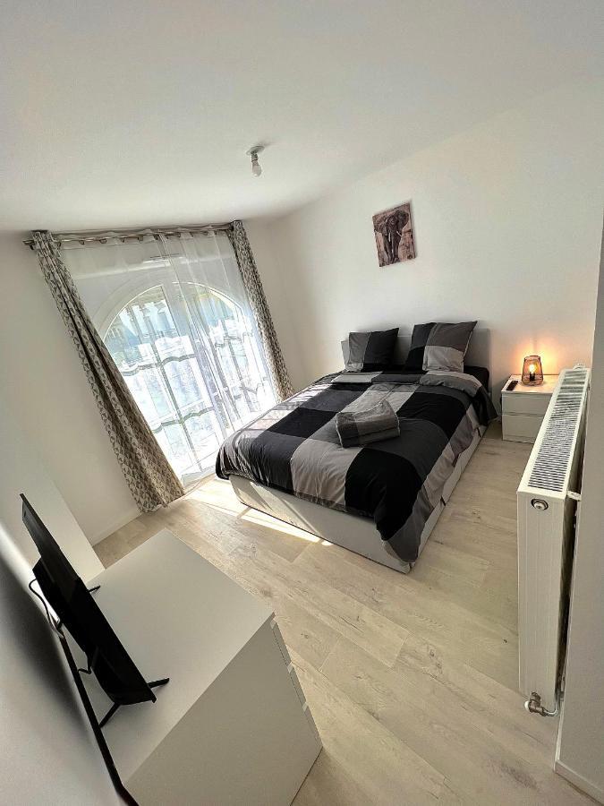 Newwilliam Apartamento Serris Exterior foto